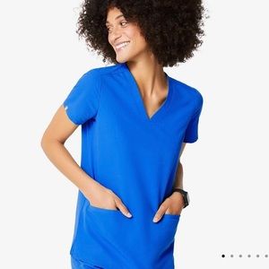 Figs Scrub Top